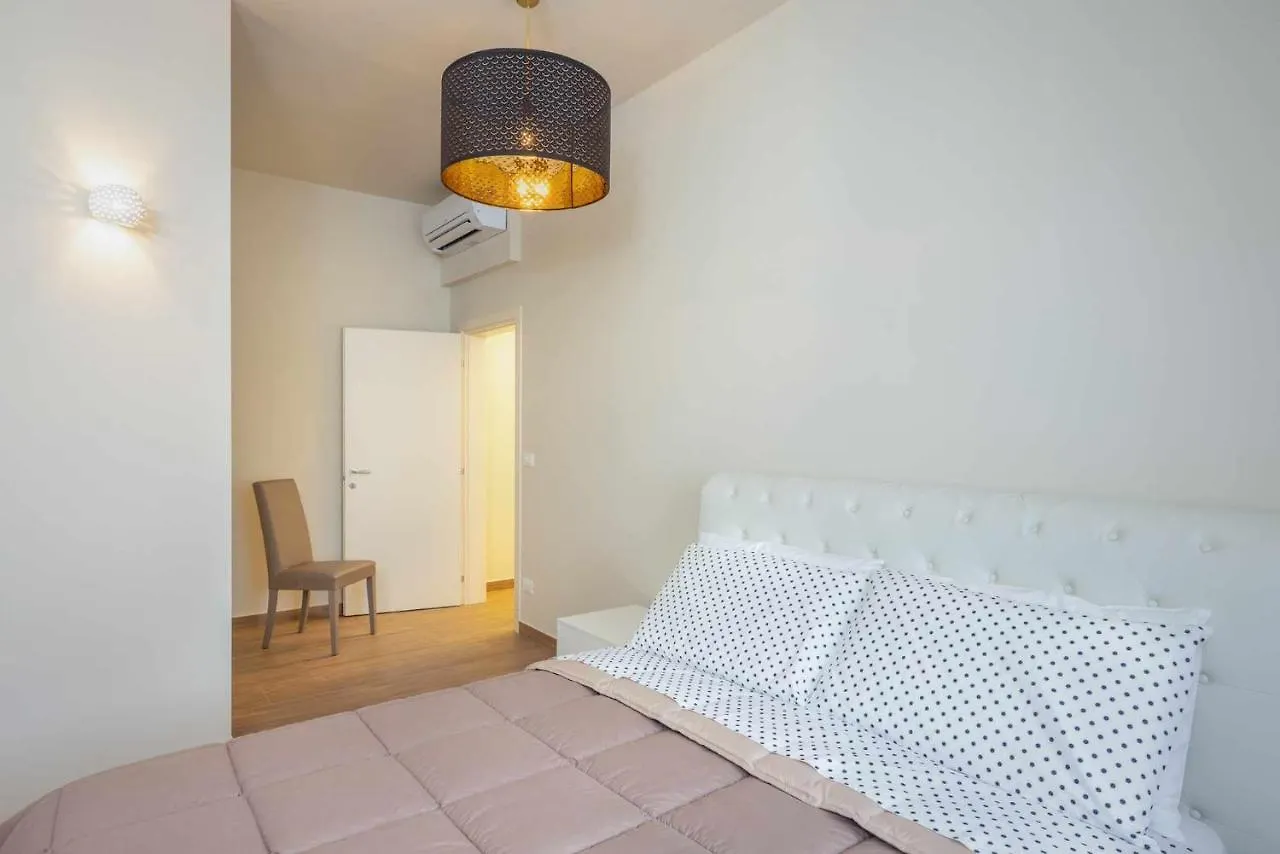 Ci Vuole Leggerezza Apartment Free Parking Bologna